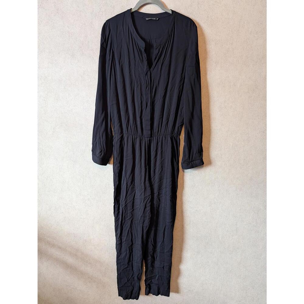 BLACK HALO black long sleeve button down jumpsuit sz 2